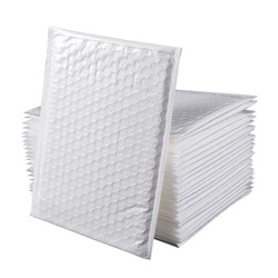 White pearlescent film bubble envelope bag express packaging bag bubble film clothing packaging waterproof shock bag thickened