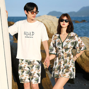 Couple swimsuit, women's summer bikini three piece set, gathered to cover the belly and show slimness, conservative internet celebrity style, men's and women's vacation swimsuit