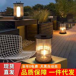 Solar lawn lamp outdoor waterproof garden lamp modern simple outdoor villa balcony garden portable floor lamp