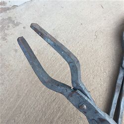 Curved flat nose iron pliers, aluminum ingot pliers/melted aluminum clips, iron tweezers, clamping manual blacksmithing tools, free shipping and can be customized