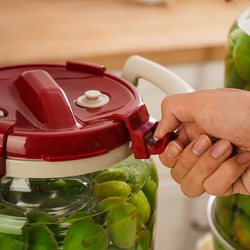 Summer cool kettle, beer soaking wine bottle, enzyme tank, green plum wine, bayberry fruit wine bottle, kimchi and ginseng storage tank for home use