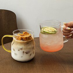 Large-Capacity Glass Cup with Handle ins High Borosilicate High-Temperature-Resistant Coffee Cup Lemonade Cup Milk Drink Cup