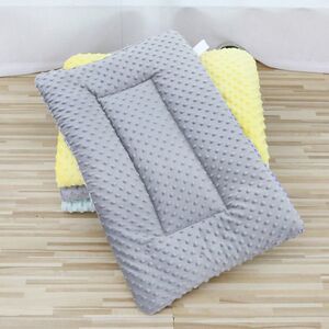 
Pet mattress, bean dough velvet comfort pad, cat sofa cushion, dog mattress, pet nest pad, dog and cat daily necessities