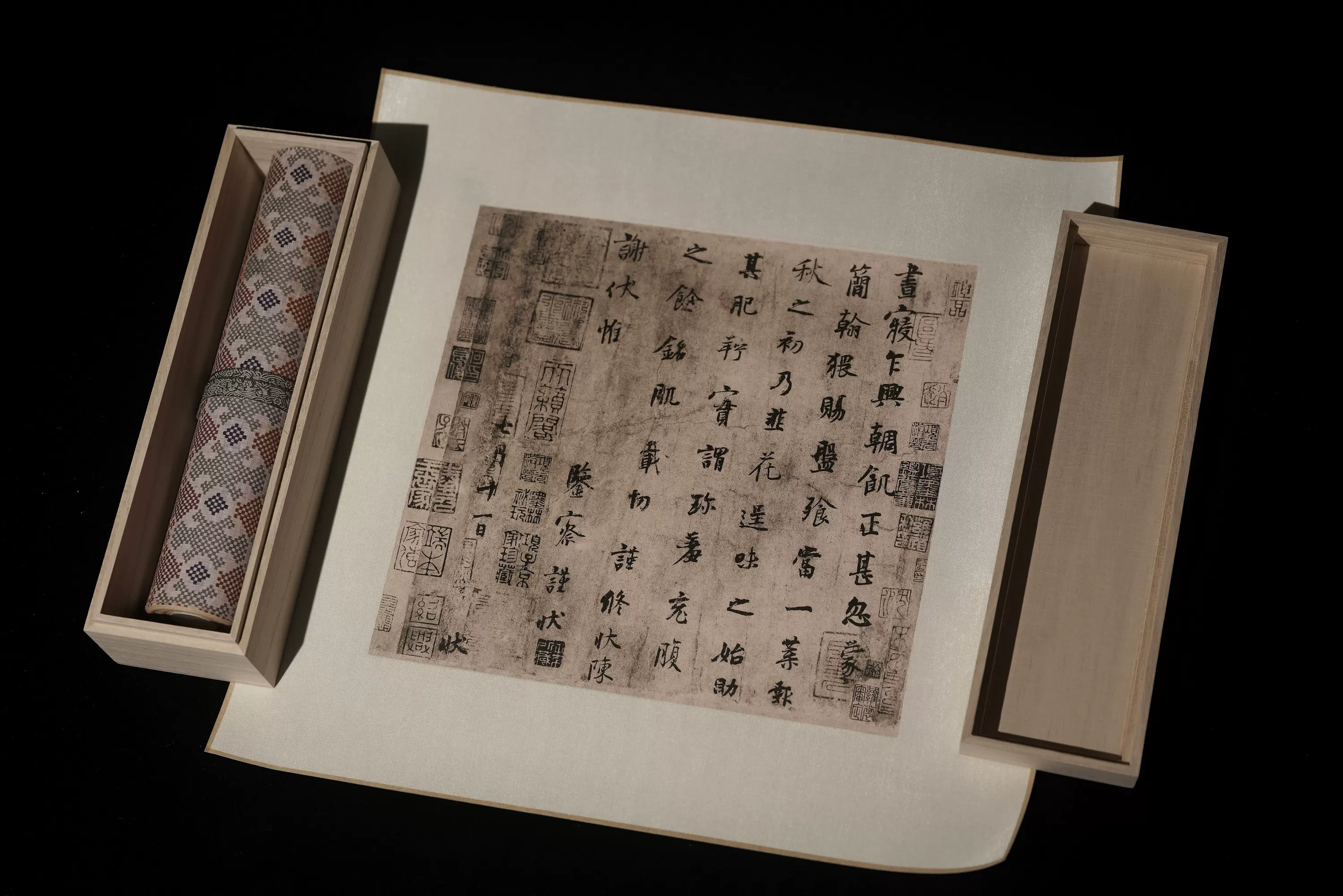 原色法帖選13 孟法師碑 原色法帖選13：孟法師碑〈原装本〉［唐・褚遂良／楷書／唐拓孤本