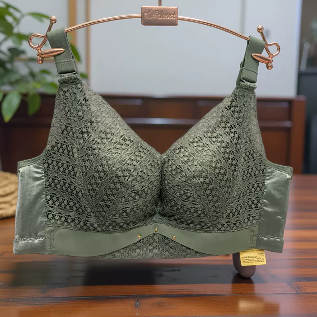 爱戴专柜新品胸罩深v小胸经络调整型文胸ab杯d6162内衣厚款有钢圈