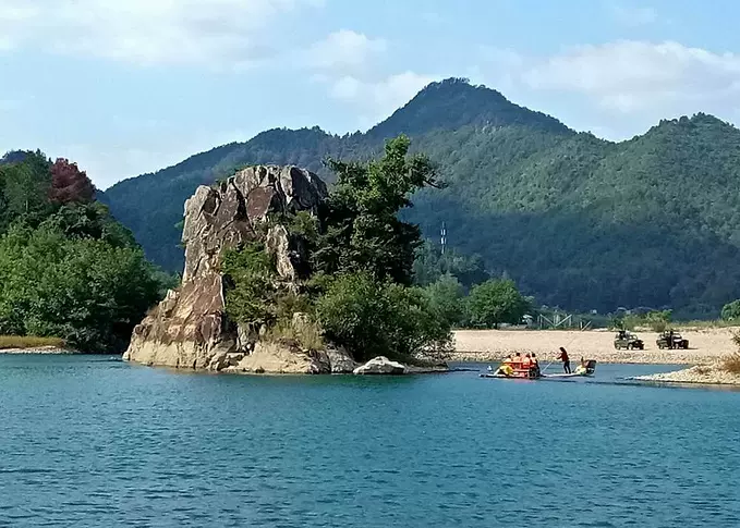 楠溪江狮子岩风景区图片