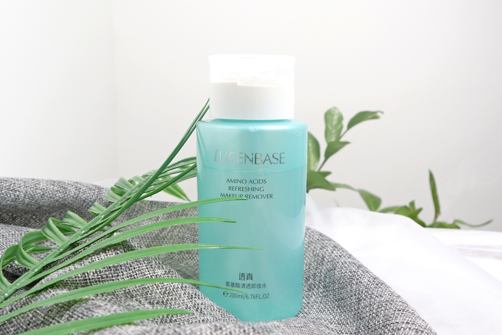 国货之光透真卸妆水卸的干净不黏腻