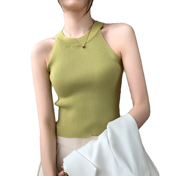 Gebei Shangyin's neck slim in the vest woman for a while
