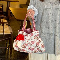 Women's Large-Capacity New Style Commuter High-Value Storage Toiletry and Makeup Bag, Portable, Niche, Versatile, New Travel Style