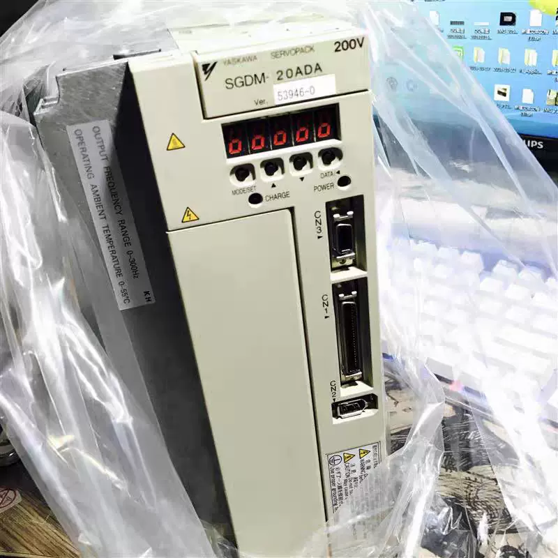 #新品 未使用 送料無料 SGMP-01A312P