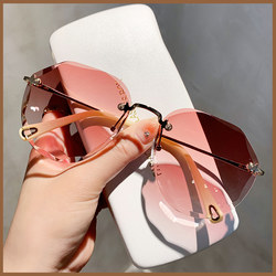 2024 New Anti-Uv Gradient Sunglasses for Women, Sun Protection, Rimless, High-End Sunglasses, Slimming for Big Faces