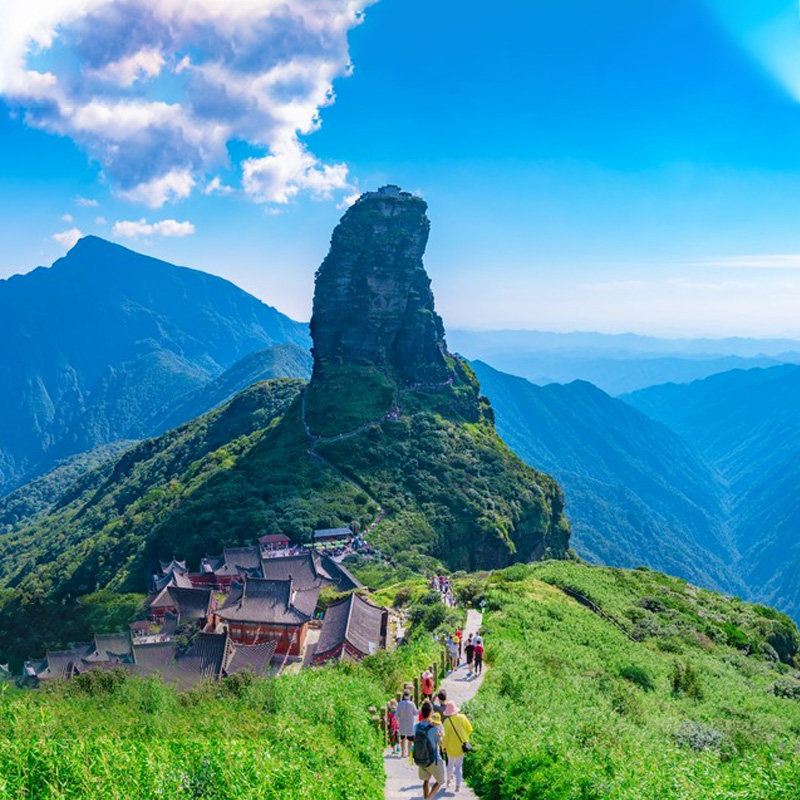 6人团贵州纯玩旅游5天4晚游安顺黄果树西江苗寨梵净山镇远古城