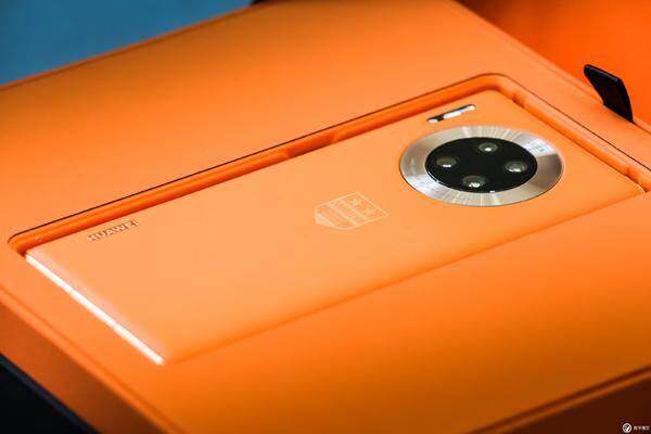 华为召开5g终端及全场景新品发布会