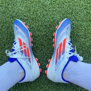 
ADIDAS genuine F50 CLUB comfortable TF glue-breaking nail sports football shoes IF1348