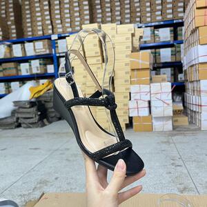 
Lady Shoes foreign trade original women's shoes new fashion commuter square headband diamond wedge heel one-word buckle fashion sandals