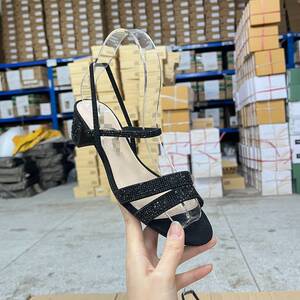 
Lady Shoes foreign trade original women's shoes new fashion round toe solid color with diamond thick heel one-word buckle fashion sandals