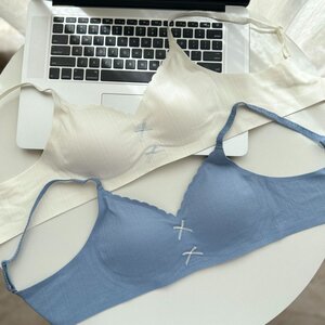 
Stripless nude underwear in summer thick small breasts gathered with steel ring knitted breasts to prevent sagging girls bra