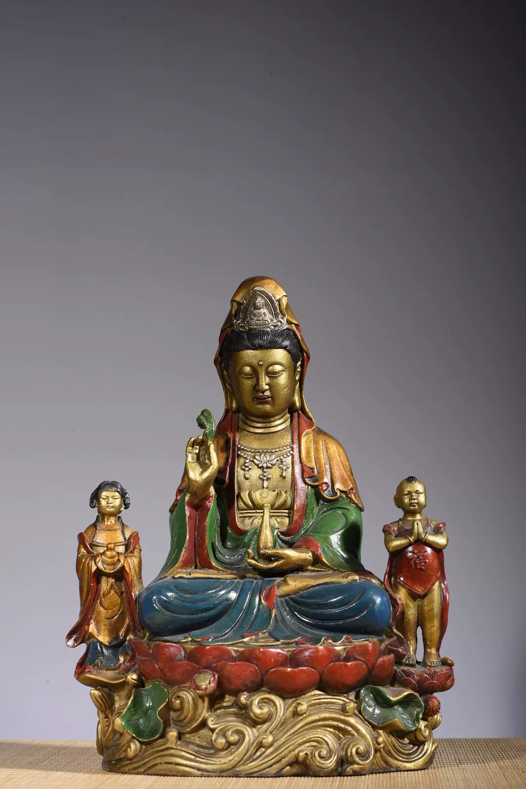 旧藏 古銅細工製 景泰藍 絲 釋迦牟尼佛 古仏像 置物 擺件 重4060g 舊藏老北京銅胎手工景泰藍觀音菩薩佛像觀世音菩薩佛像