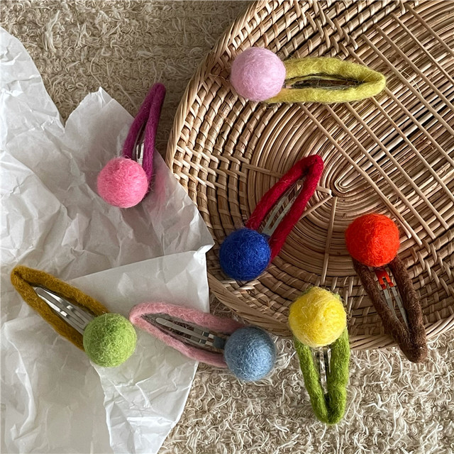 Cream color wool felt hair ball hairpin side clip sweet girl water drop broken hair bangs clip BB clip Korean version