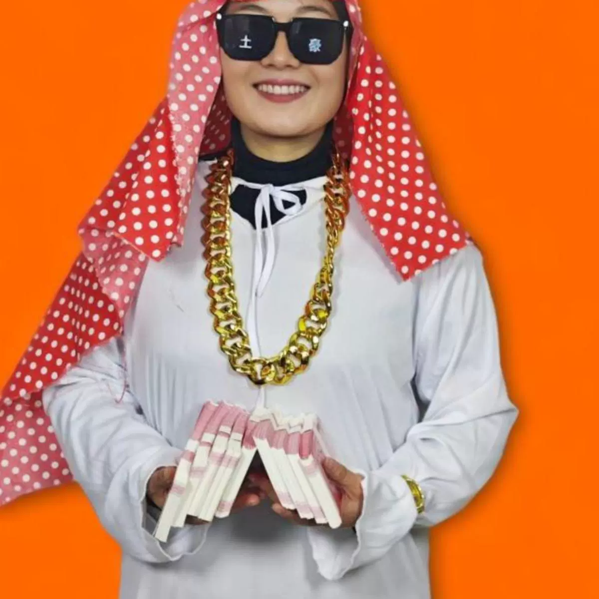 网红大金链子嘻哈土豪男士超粗金项链假黄金塑料仿真直播聚会道具