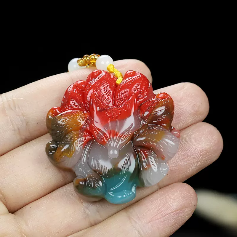 和田玉彩玉麒麟ペンダント天然七彩瑪瑙の貅のペンダントについた玉の牌e9 和田玉彩玉麒麟ペンダント天然七彩瑪瑙の貅のペンダントについた玉