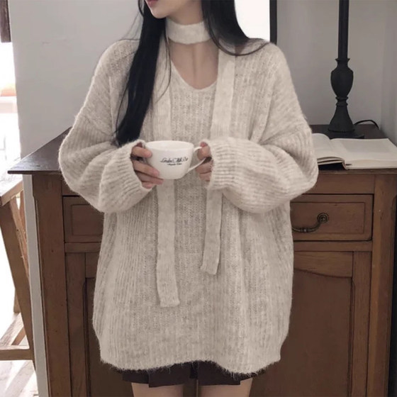 
Retro versatile halterneck streamer blended yarn sweater sweater for women winter new mid-length loose V-neck top