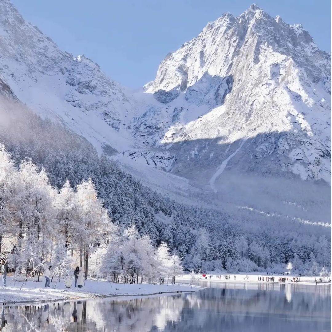 私家小团成都出发川西色达毕棚沟鱼子西纯玩包车5天4晚跟团五日游