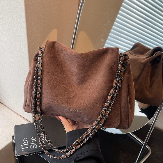 
Suede bag women's 2025 new autumn and winter retro shoulder bag large capacity commuter women's bag chain crossbody bag