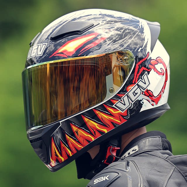 3c certified VGV motorcycle helmet electric bike men and women four seasons hard helmet retro riding off-road motorcycle full helmet