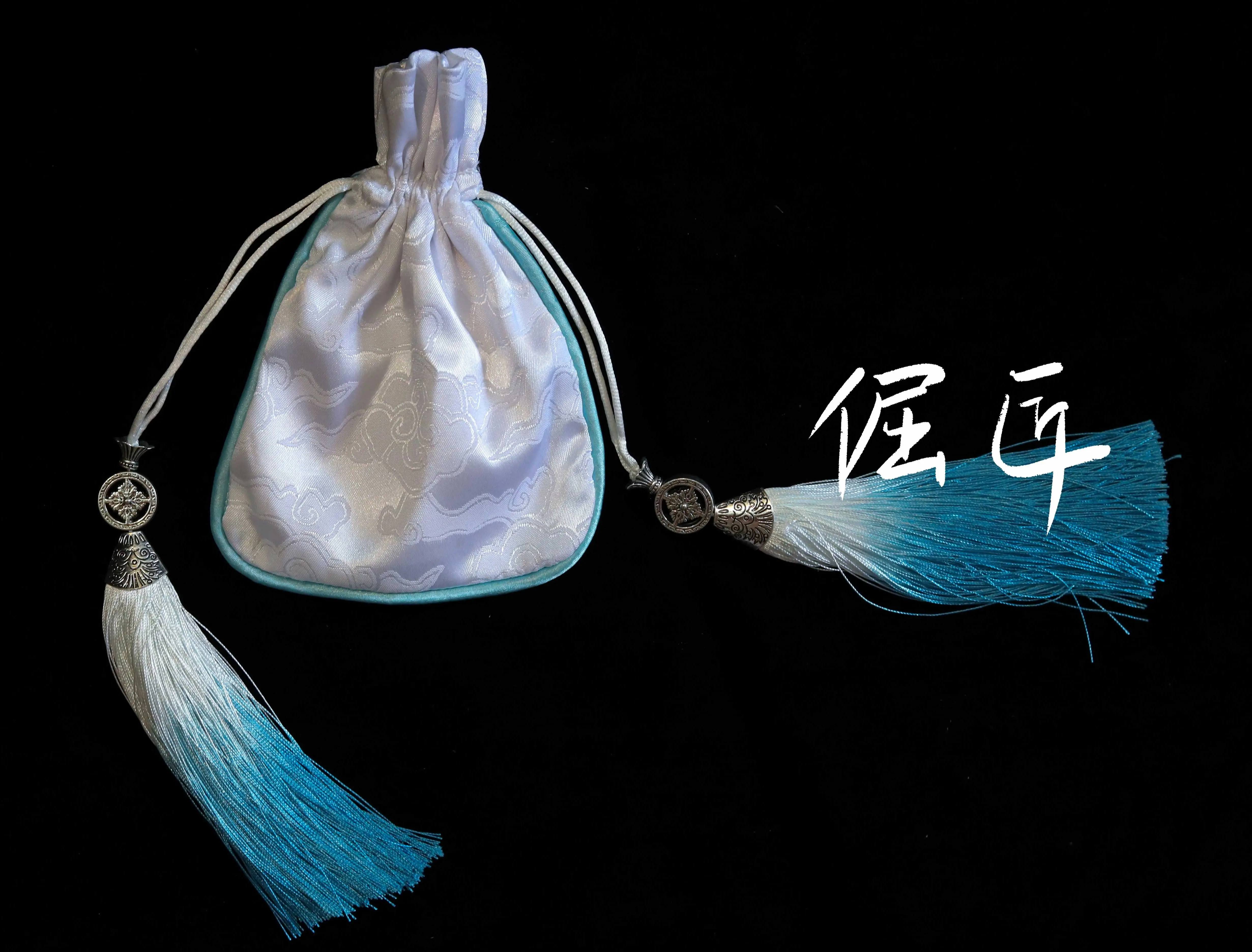 陳情令魏無羨同款笛子蕭戰陳情笛周邊有贈品木製調音版陳情笛