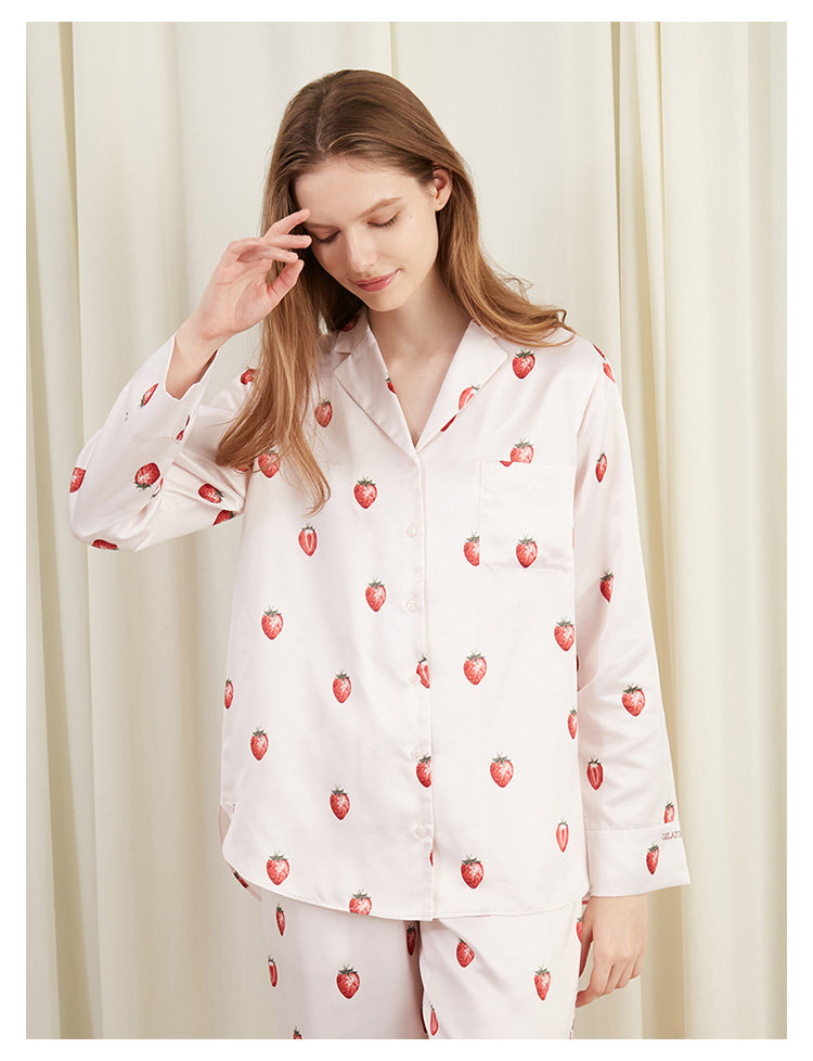 Gelato Pique Women's Strawberry Satin Pajama Set - Pwft231261