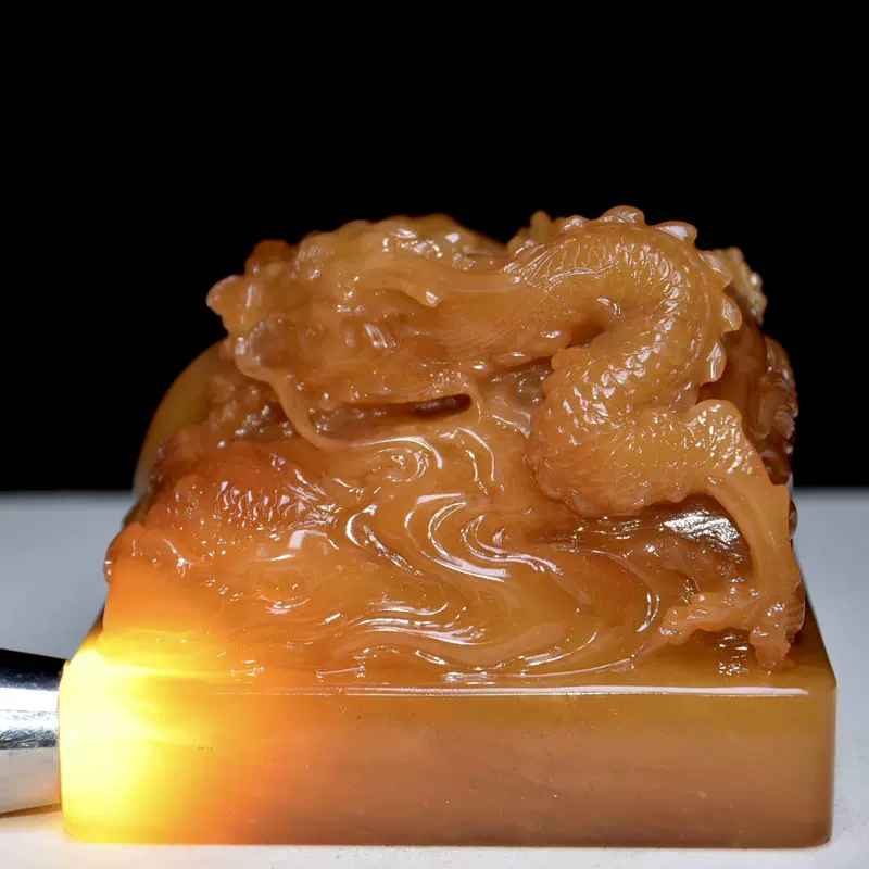 寿山石田黄石玉玺印章萝卜丝纹清晰原石原色纯手工雕刻乾隆十三年