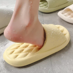 Bathroom Non-Slip Slippers for Women, New Summer Model for Indoor Home Use, Student Dormitory, Soft and Comfortable Slippers for Pregnant Women and Men