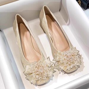 
Low-heel French temperament single shoes for women 2025 new square toe shallow mouth thick heel rhinestones with skirt bride Xiuhe wedding shoes