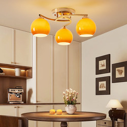 Restaurant Chandelier 2025 New Model French Style Three-Head Main Bedroom Living Room Dining Room Vintage Dining Table Lighting Fixtures