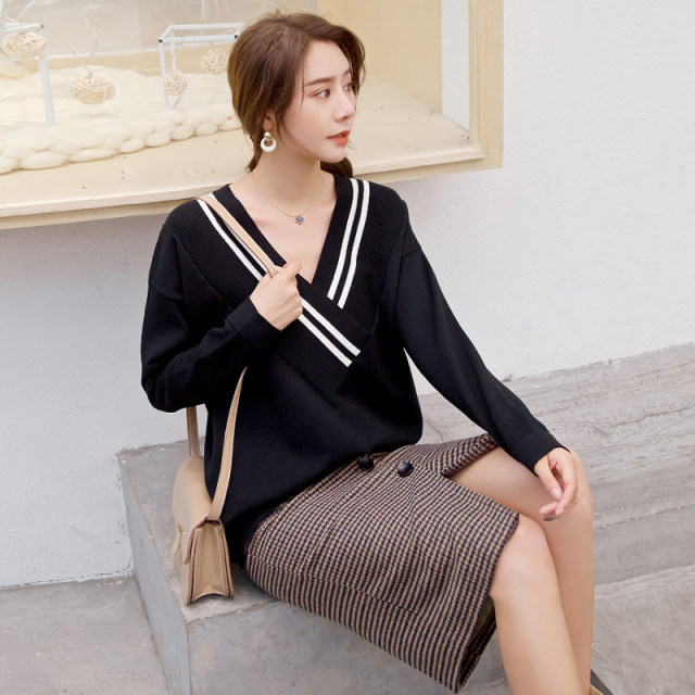 Fei Color European Station Lazy Loose Large Size Long Sleeve Pullover Mid-Length Black Low Large V-Neck Sweater Knitwear for Women