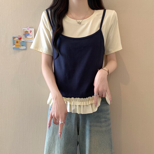 Large size high-end slinging suspender splicing fake two-piece short-sleeved T-shirt for women in summer fat MM covering belly to make them look slim and ruffled top
