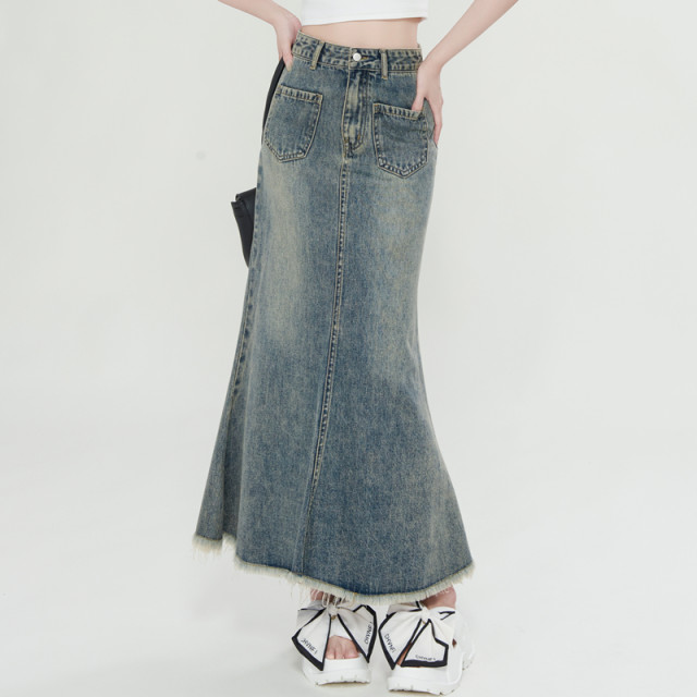 Furrowed fringed fishtail half-body denim skirt for women 2025 spring and summer new drooping old hip A-line midi skirt
