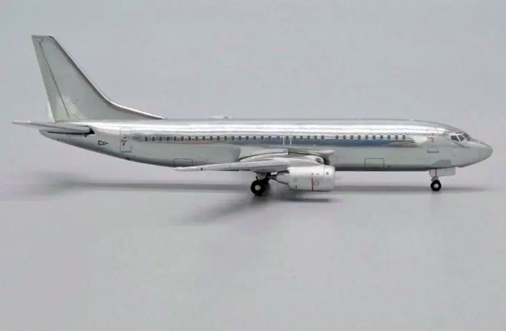 JC Wings 1:200 B787-8 日本航空JA837J 東京2020號奧運火炬