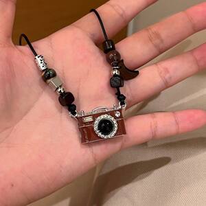 
Memory film retro burgundy film camera necklace autumn and winter new long drip glaze adjustable sweater chain