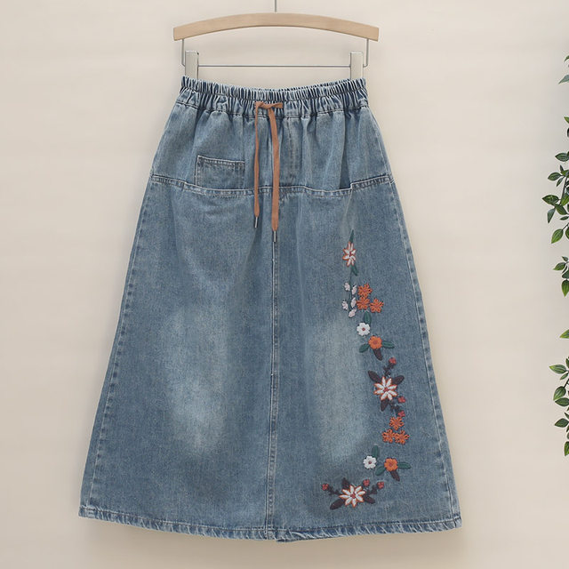 Retro embroidery A -line denim skirt slightly fat size loose, old skirt, spring and summer new versatile medium long skirt