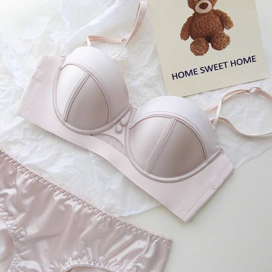 
Light luxury underwear for girls, pearlescent satin, small breast push-up, anti-sagging, wire-free thickened bra set
