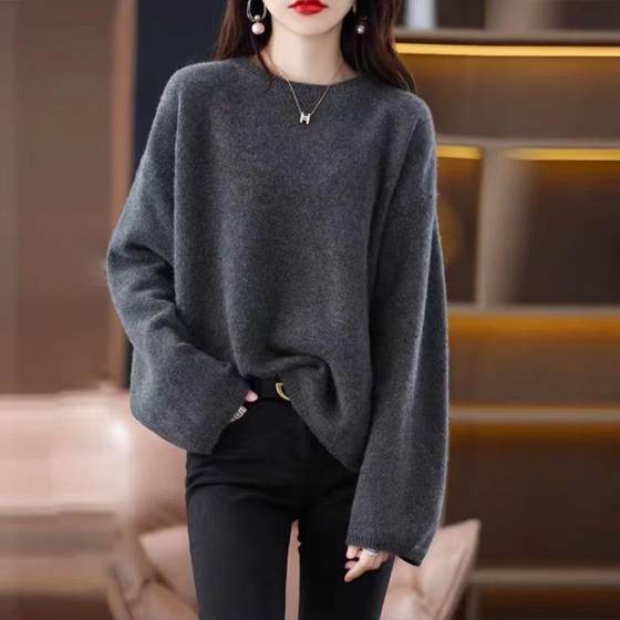 
New autumn and winter loose slim solid color knitted base shirt for women basic style versatile soft glutinous inner pullover sweater