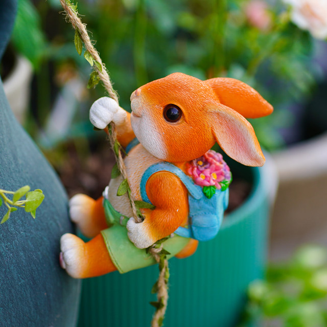 Cute climbing rabbit balcony wall hanging garden flower pot pendant landscaping decoration climbing tree ornament hanging parts