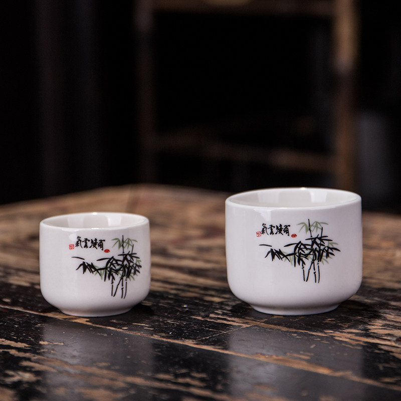 陶瓷酒杯复古酒盅小号一口杯中国风老式白酒清酒杯家用
