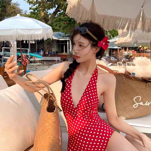 
V-neck sexy one-piece pure desire bikini swimsuit for women in 2025 new hot style high-end style to make you look slim and cover your belly