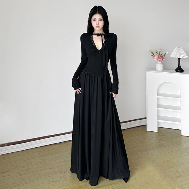 DARLINGAGA French temperament lace spliced ​​neck strap deep V-neck dress for women black trouser a-line skirt long skirt
