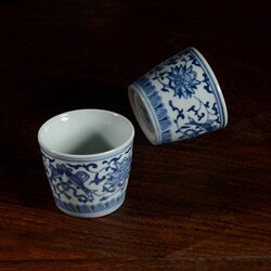 Jingdezhen Porcelain Underglaze Colored Vintage Factory-Made Wine Ware, Blue and White Double Fish Tasting Cups, Tea Cups, Antique-Style Tea Cups, Wine Cups