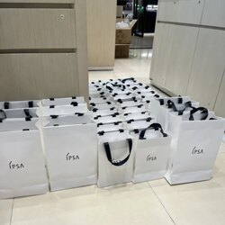 Ipsa New Skin Care Product Paper Bag Handbag Packaging Bag Exquisite Gift Bag Paper Handbag