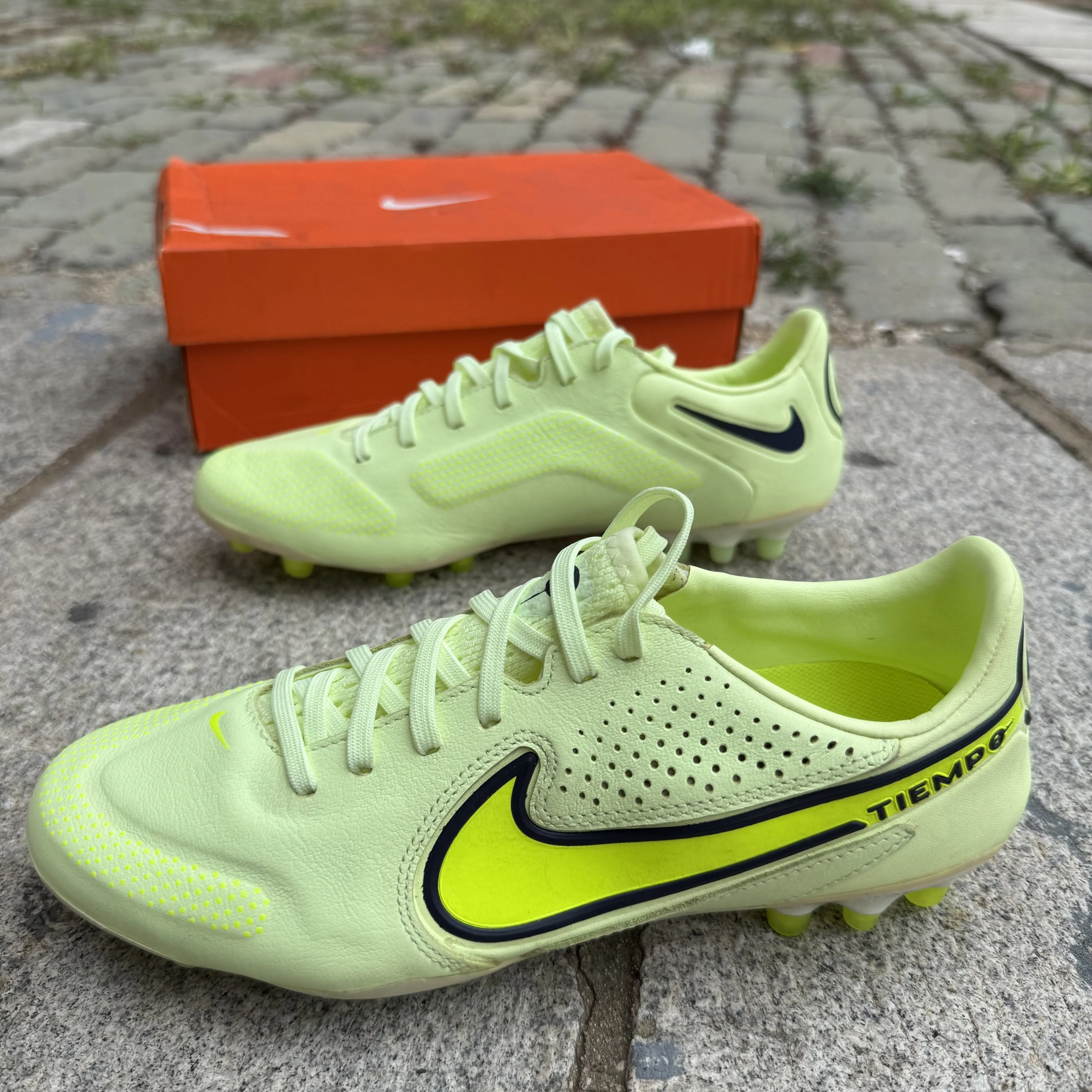 美品Nike Phantom Vision フットサルシューズ 27cm 2025年最新】ファントムビジョン27.5の人気アイテム - メルカリ